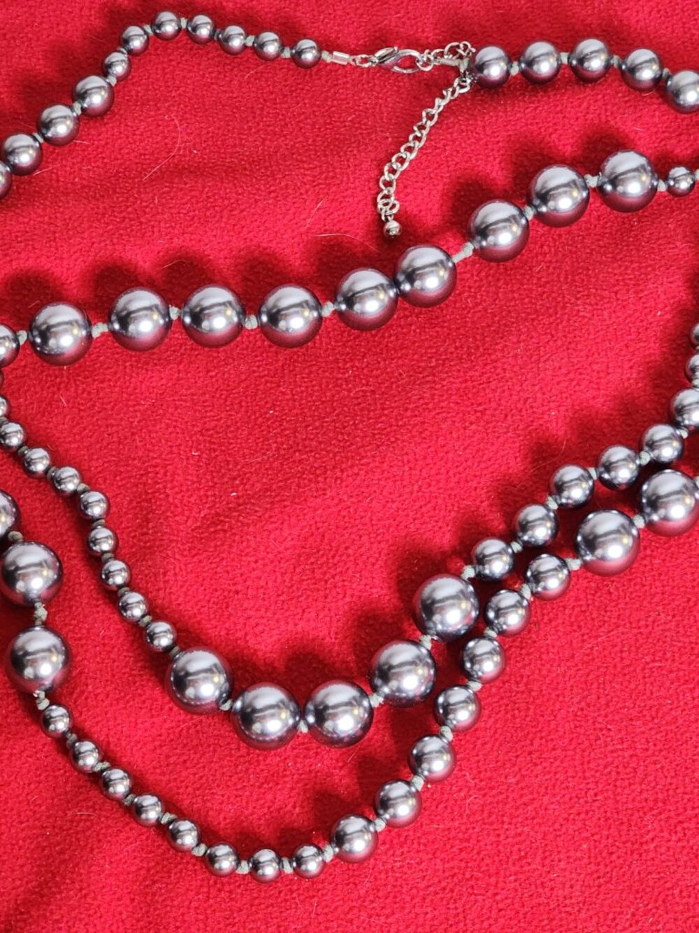 Chico's Extra Long 66" Flapper Gray Silver Graduated Bead Unisex Knot Necklace - Picture 13 of 16
